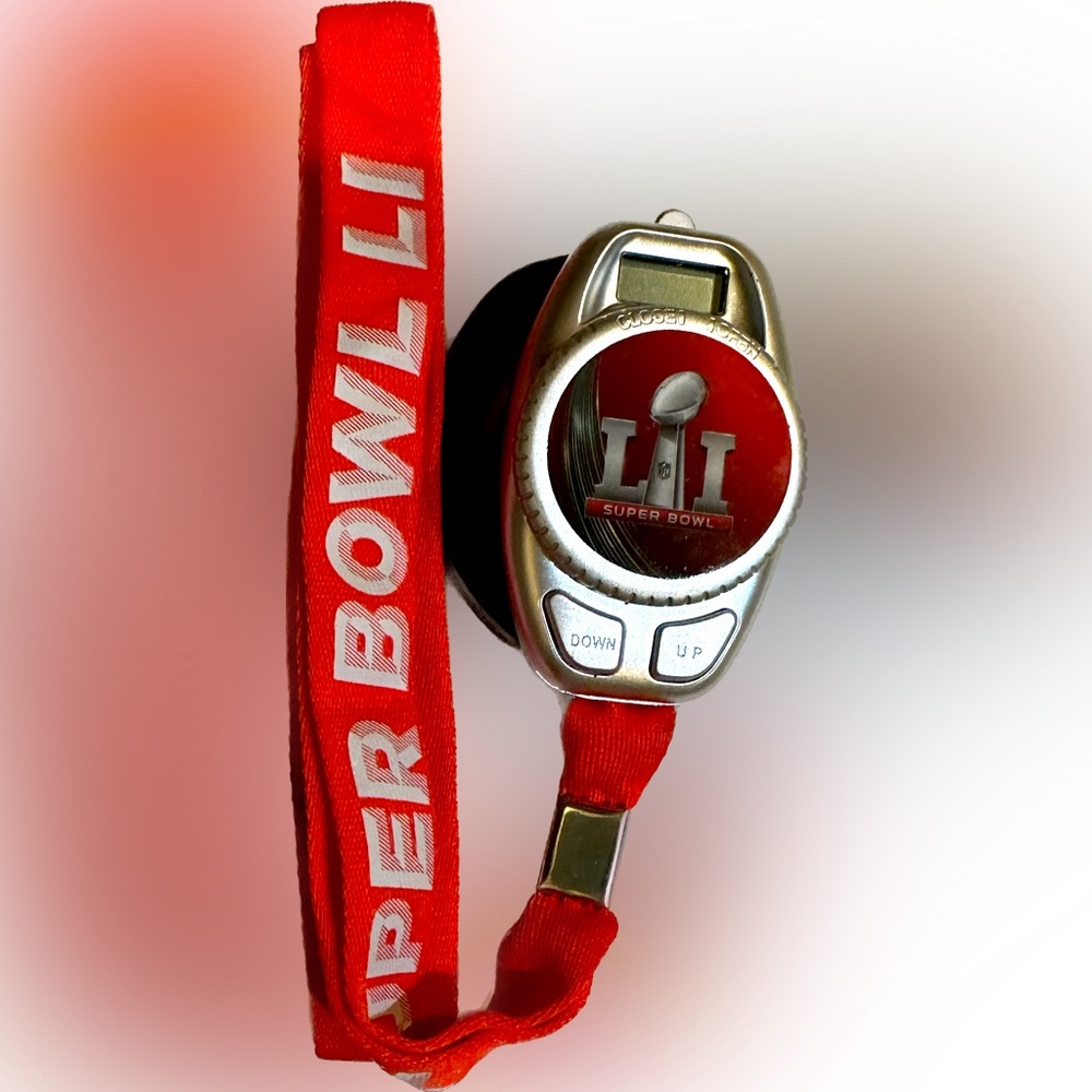 SUPER BOWL LI RADIO PRESS LANYARD OPENING NIGHT HANDOUT PATRIOTS TOM BRADY 28-3